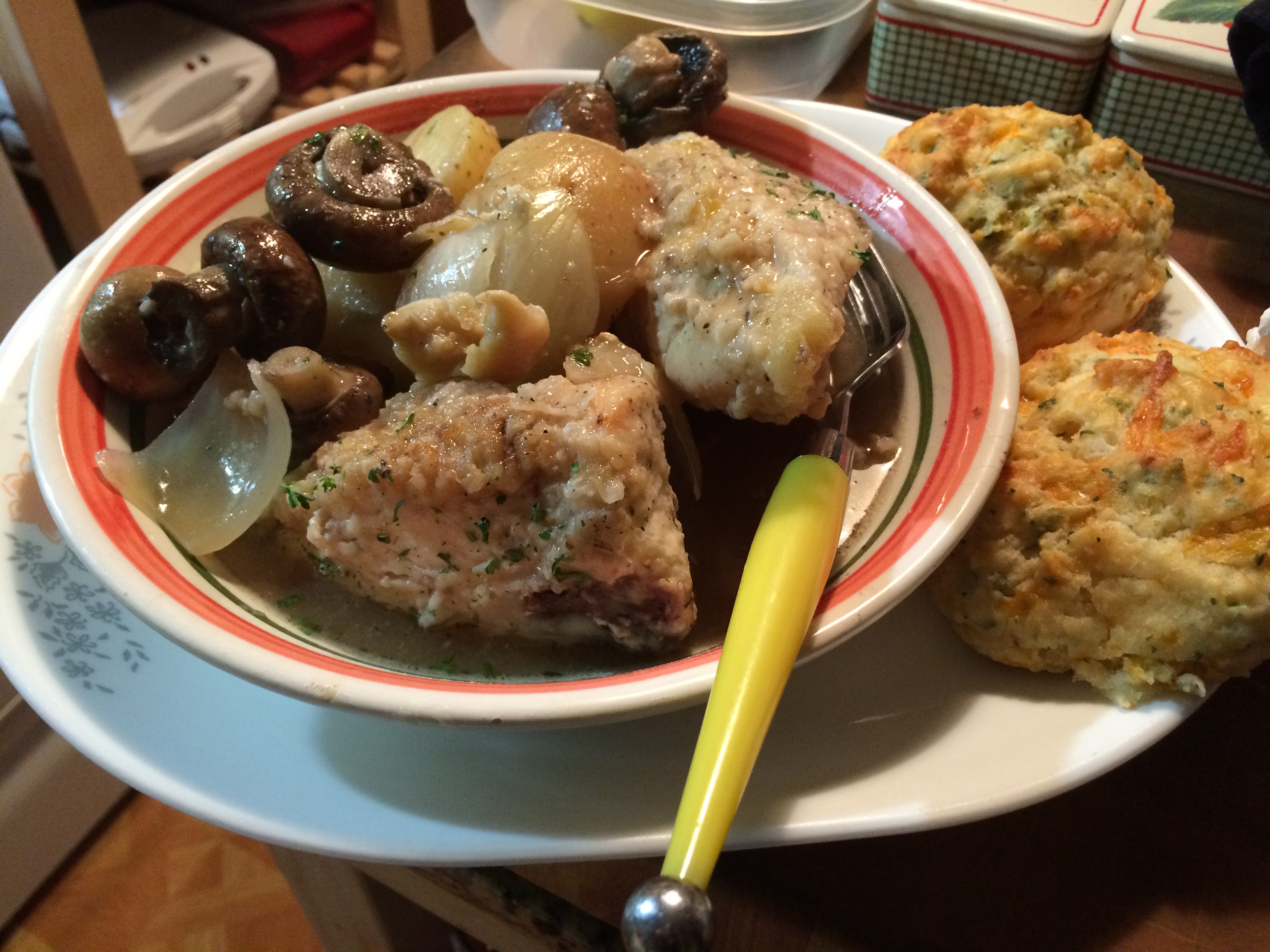 Slow Cooker Citrus-Spiced Chicken and Mushroom Stew
