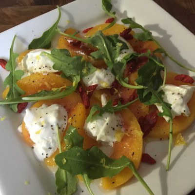 Burrata With Peaches