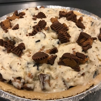 Reese's Peanut Butter Cup Ice Cream Pie
