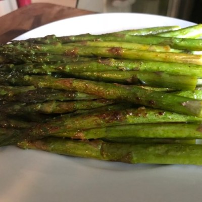 mocha chili spiced roasted asparagus
