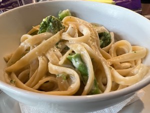 Fettuccine Alfredo