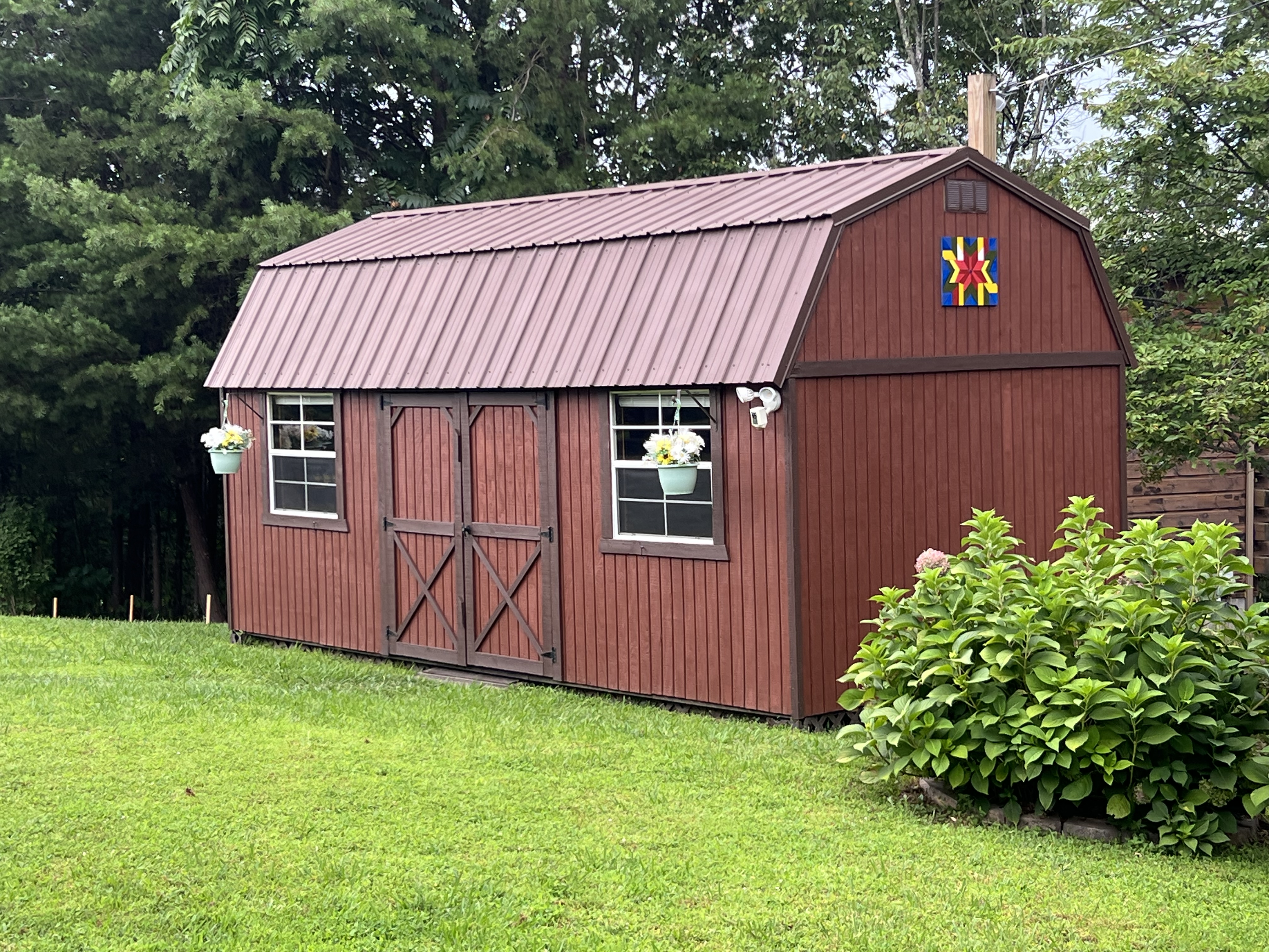 Barn-style Shed
