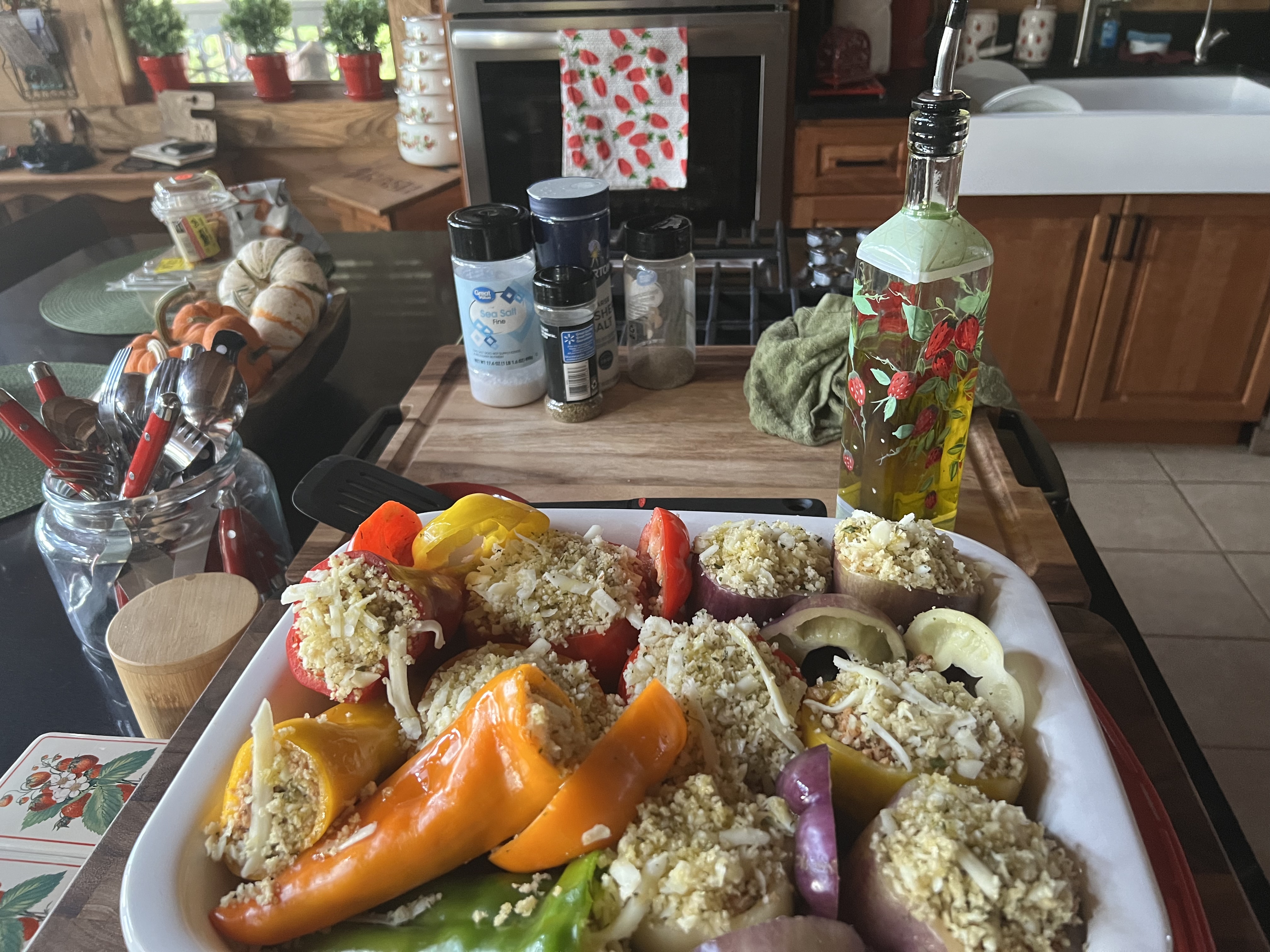 Stuffed Bell Peppers With Tomato Jus