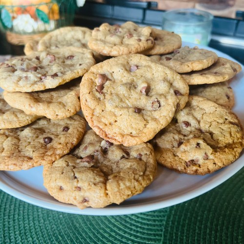 Thin And Chewy Chocolate Chip Cookies